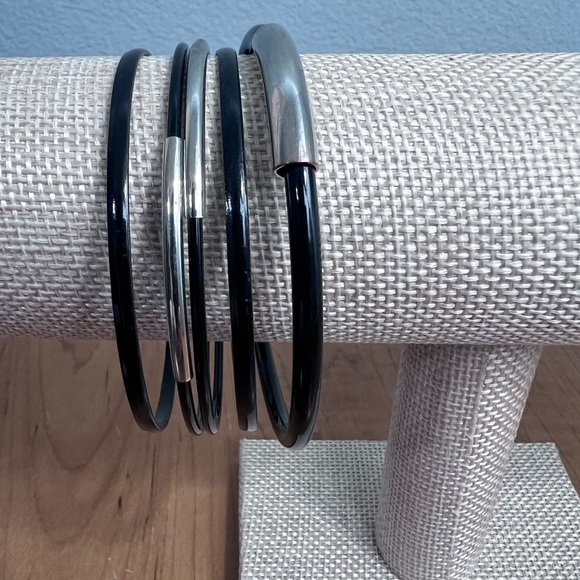 Jewelry - Bracelet